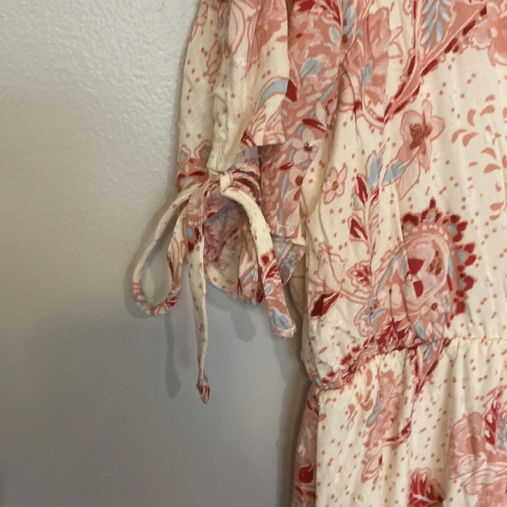 Torrid MIDI Swiss Linen Surplice Dress Paisley SZ 1 Beige Blush Pink Blue NWT - Picture 6 of 9